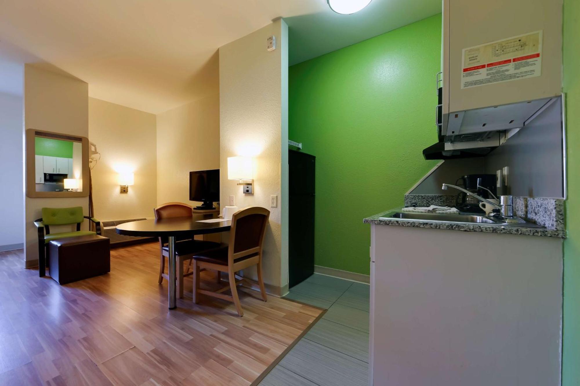 Studio 6 Toronto - Mississauga With Kitchenettes Exteriér fotografie