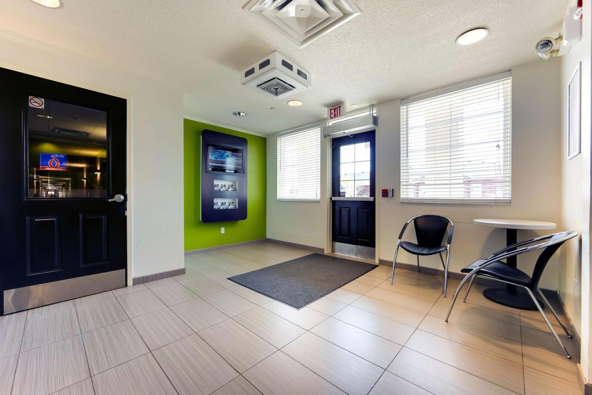 Studio 6 Toronto - Mississauga With Kitchenettes Exteriér fotografie