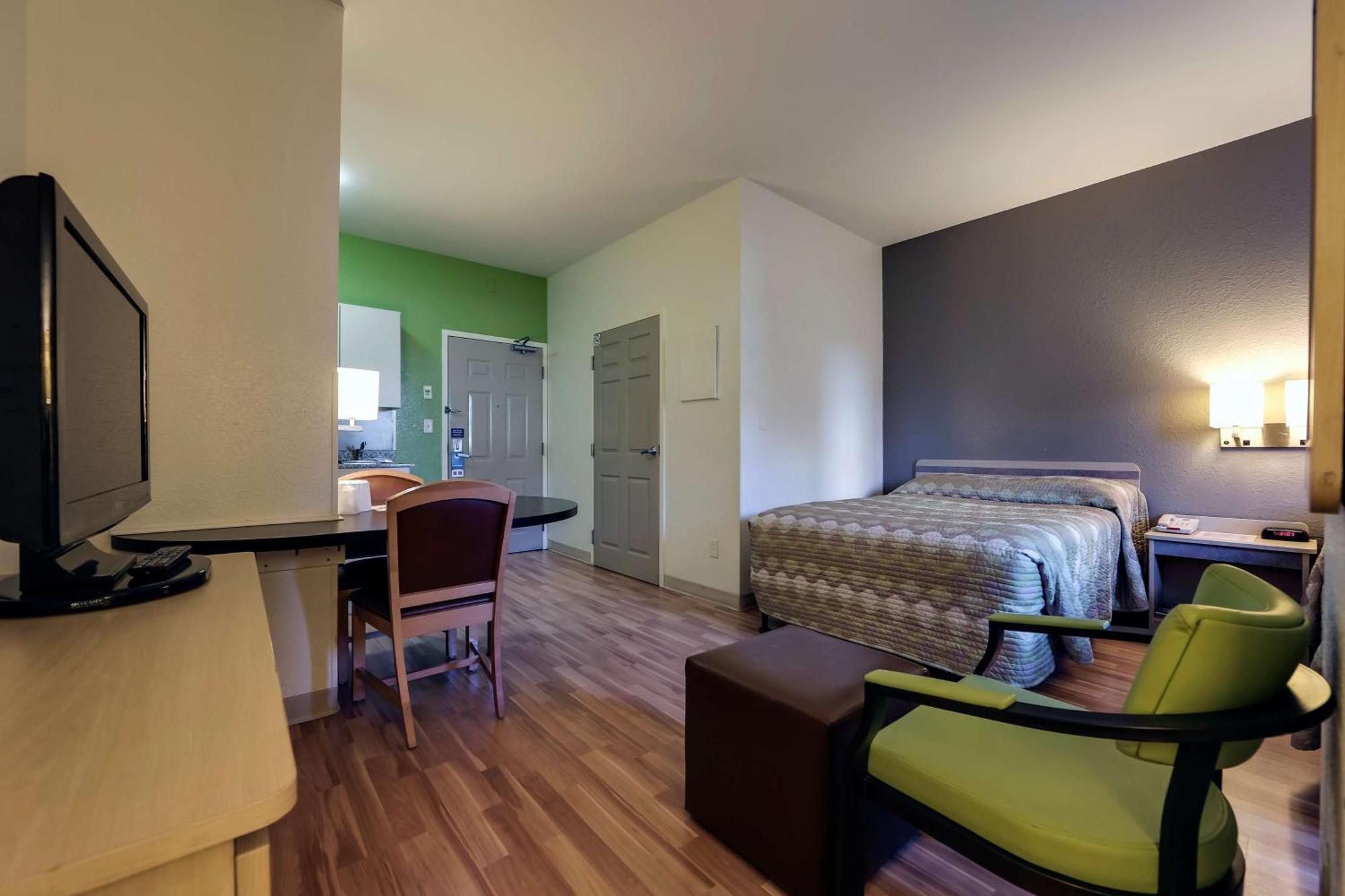 Studio 6 Toronto - Mississauga With Kitchenettes Exteriér fotografie