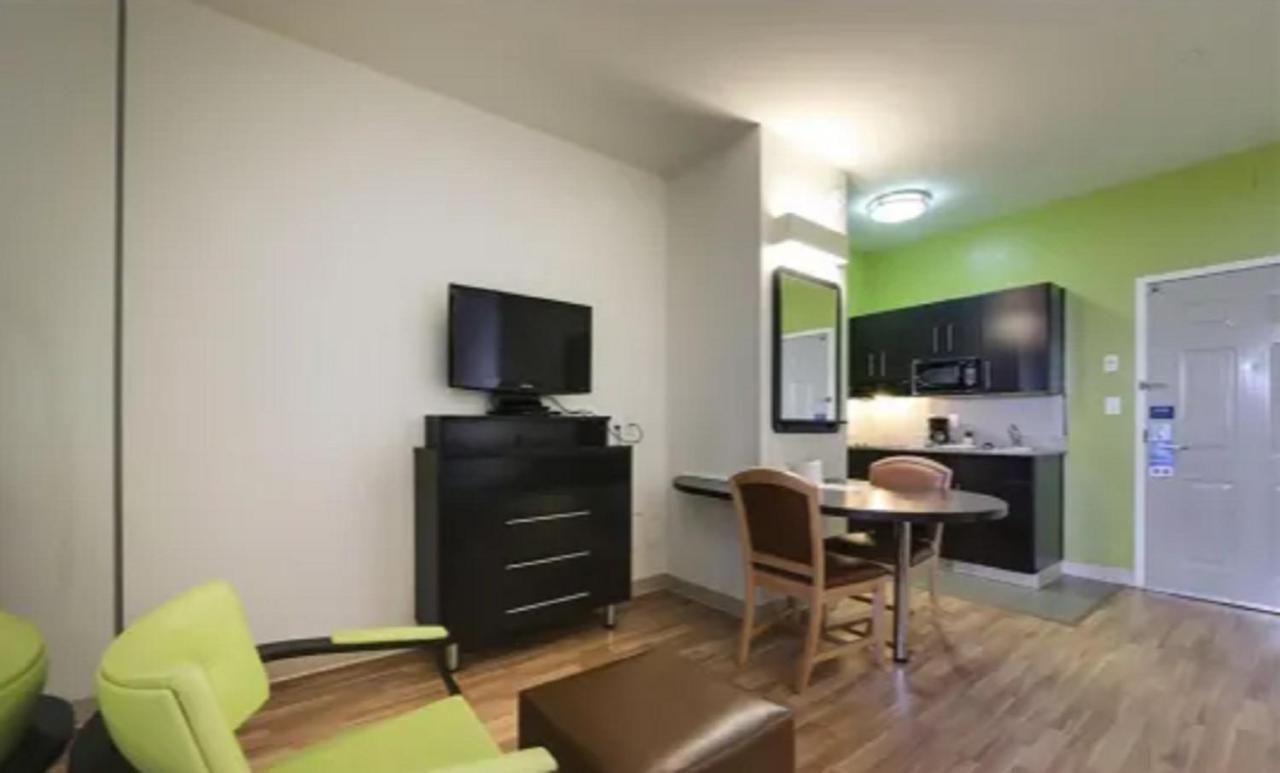 Studio 6 Toronto - Mississauga With Kitchenettes Exteriér fotografie
