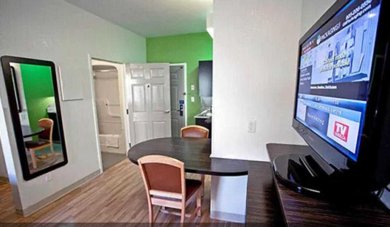 Studio 6 Toronto - Mississauga With Kitchenettes Exteriér fotografie